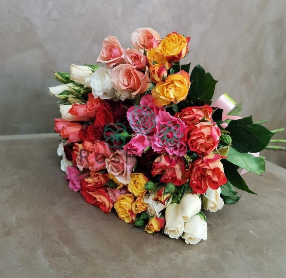 Букет цветов из: Розы в Заветном Ростовской области