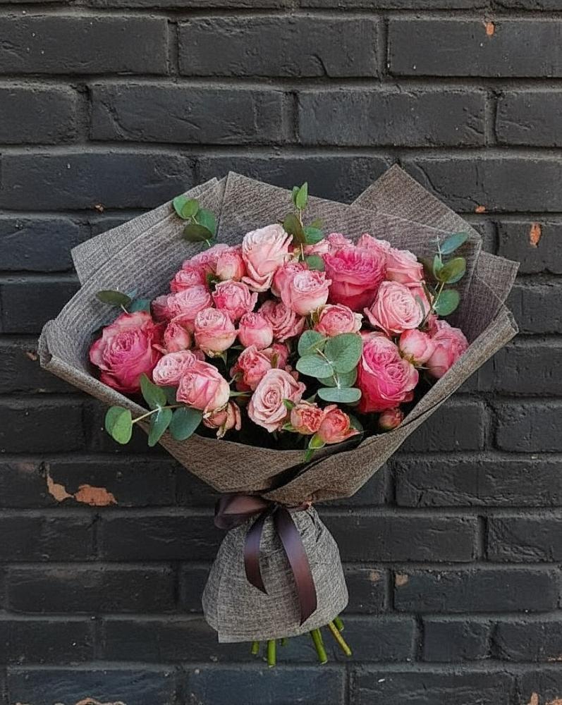 Букет цветов из: Розы в Заветном Ростовской области