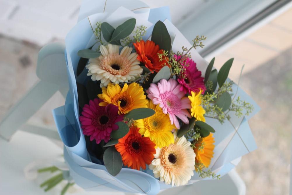 Букет цветов из: Герберы в Заветном Ростовской области