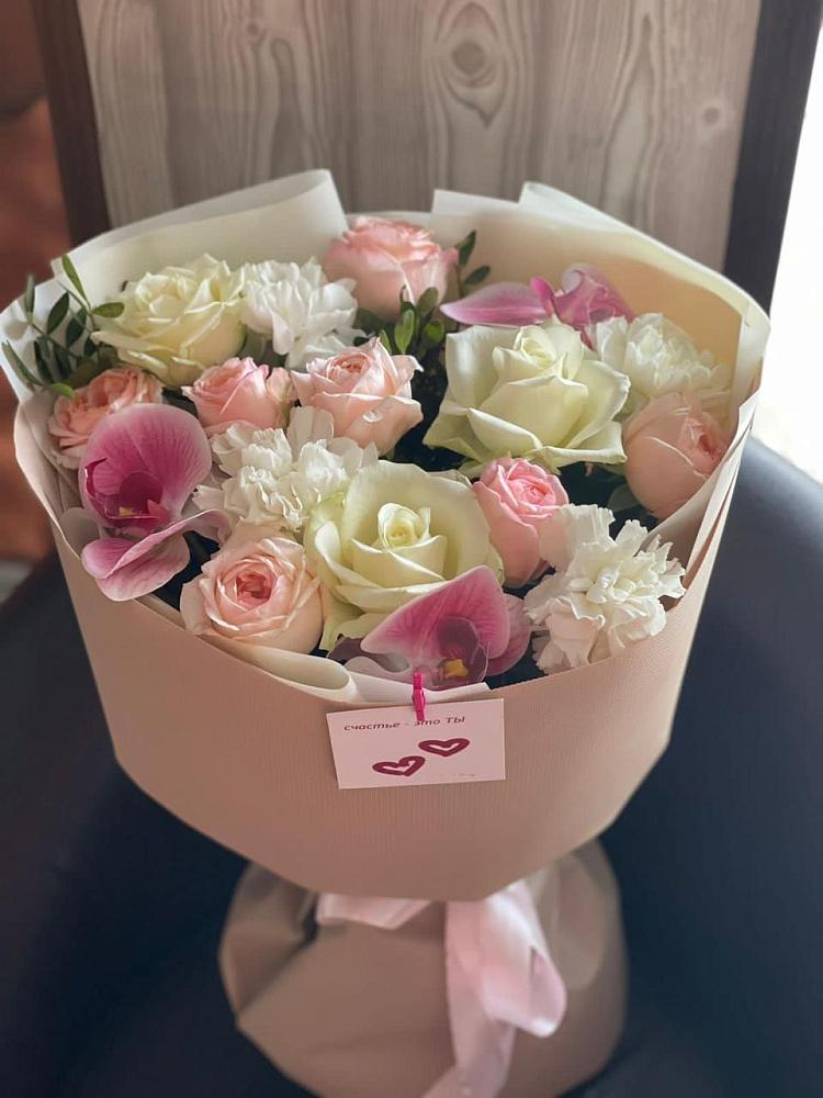 Букет цветов из: Орхидеи, Розы и Гвоздики в Заветном Ростовской области