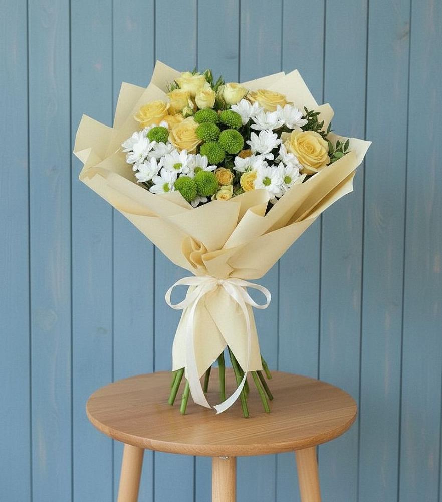 Букет цветов из: Хризантемы и Розы в Заветном Ростовской области