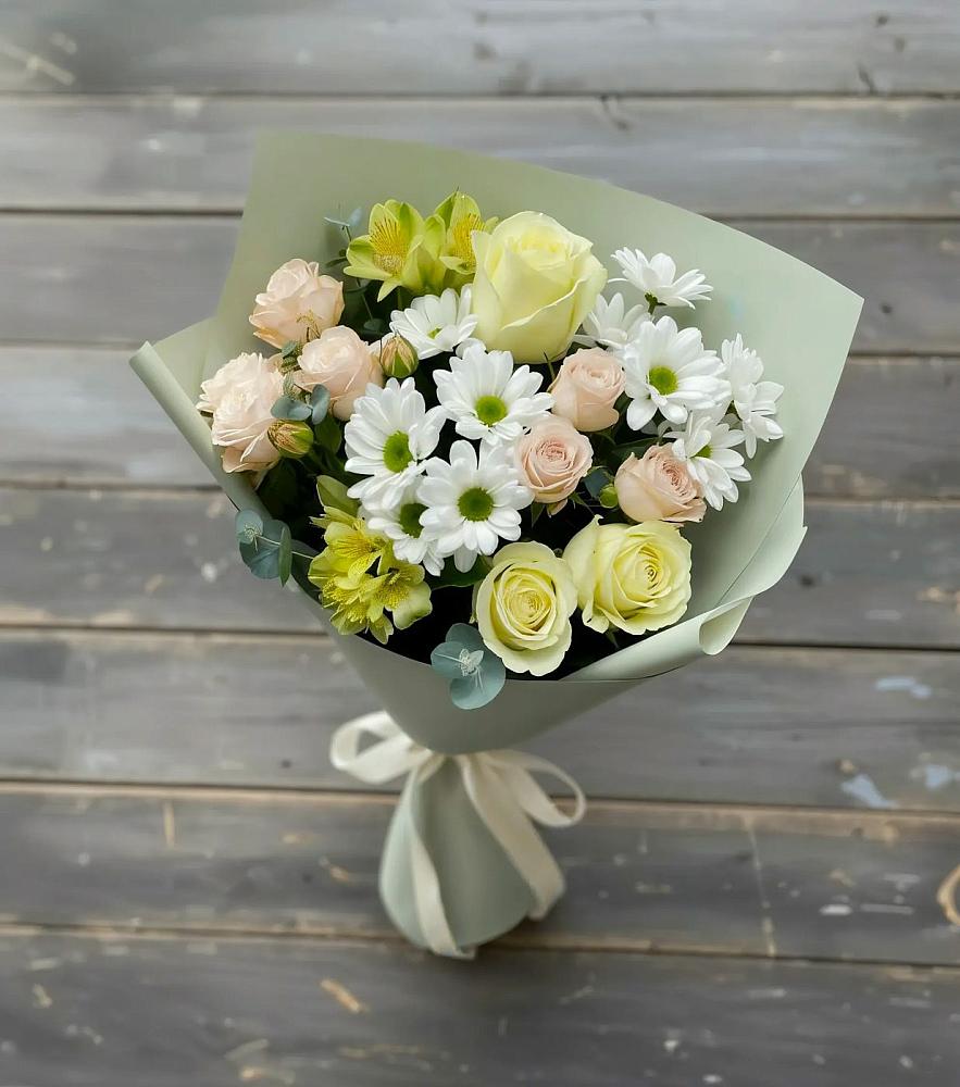 Букет цветов из: Альстромерии, Розы и Хризантемы в Заветном Ростовской области