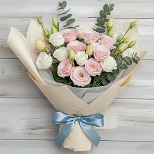 Букет цветов из:  Лизиантусы в Заветном Ростовской области