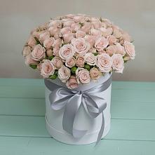 Цветочная композиция из Розы в шляпной коробке в Заветном Ростовской области