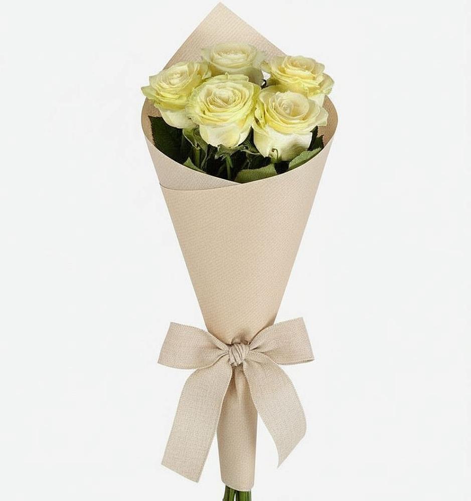 Букет цветов из: Розы в Заветном Ростовской области