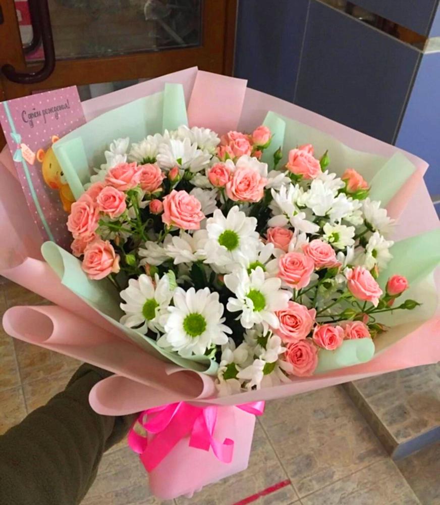 Букет цветов из: Розы и Хризантемы в Заветном Ростовской области