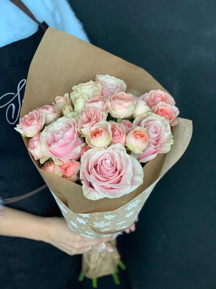 Букет цветов из: Хризантемы и Розы в Заветном Ростовской области