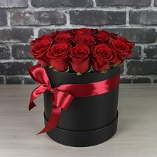 Цветочная композиция из Розы в шляпной коробке #REPLACE_PRED# Заветном Ростовской области