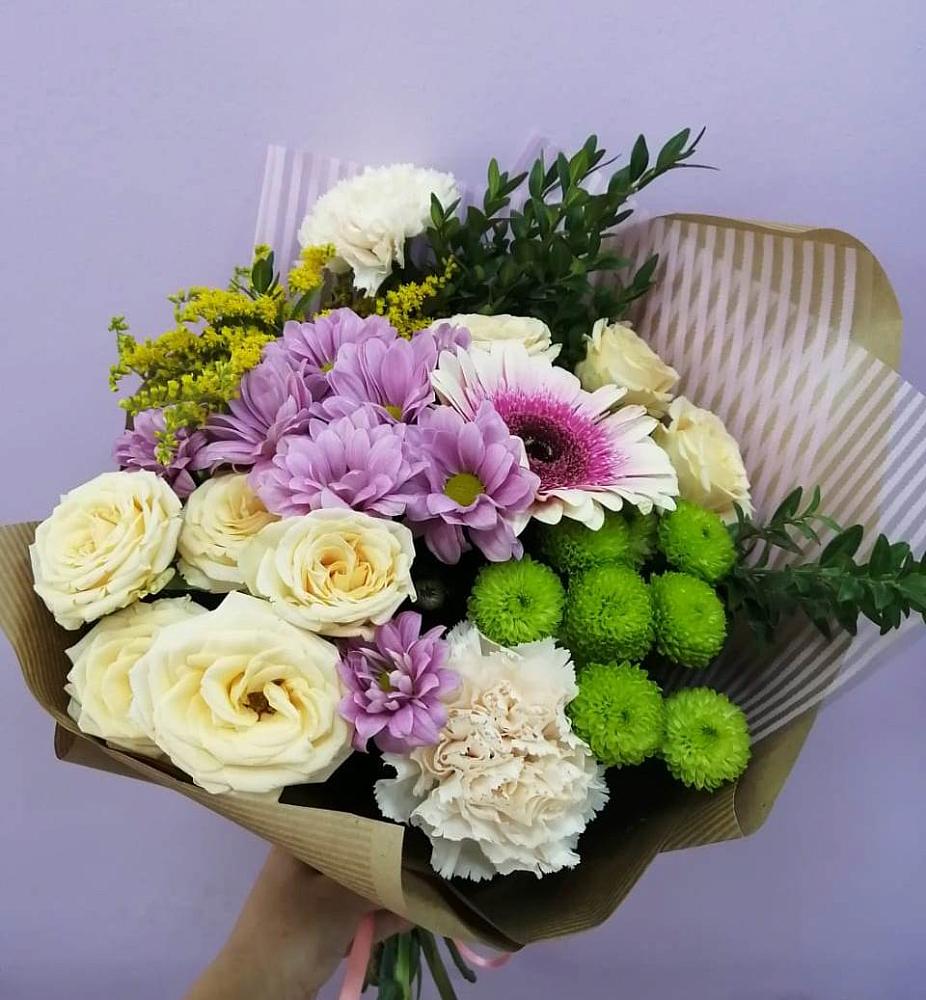 Букет цветов из: Хризантемы, Розы, Гвоздики и Герберы в Заветном Ростовской области