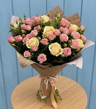 Букет цветов из:  Розы в Заветном Ростовской области