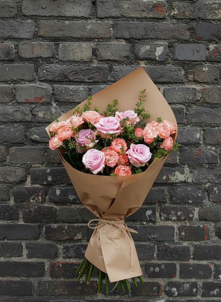 Букет цветов из: Розы в Заветном Ростовской области