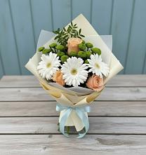 Букет цветов из:  Герберы, Розы и Хризантемы в Заветном Ростовской области