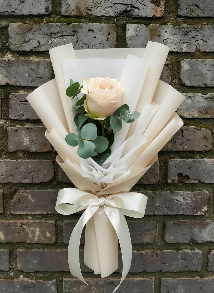 Букет цветов из: Розы в Заветном Ростовской области