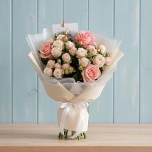 Букет цветов из:  Розы в Заветном Ростовской области